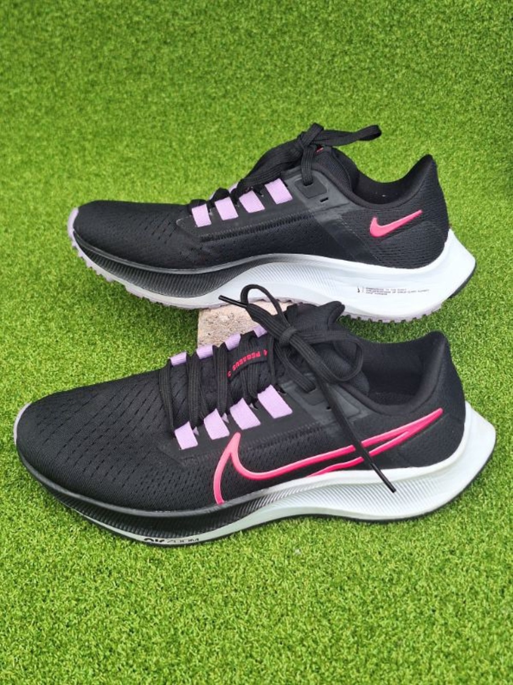 Nike Women's Athletic Trainers - Black with Pink Accents